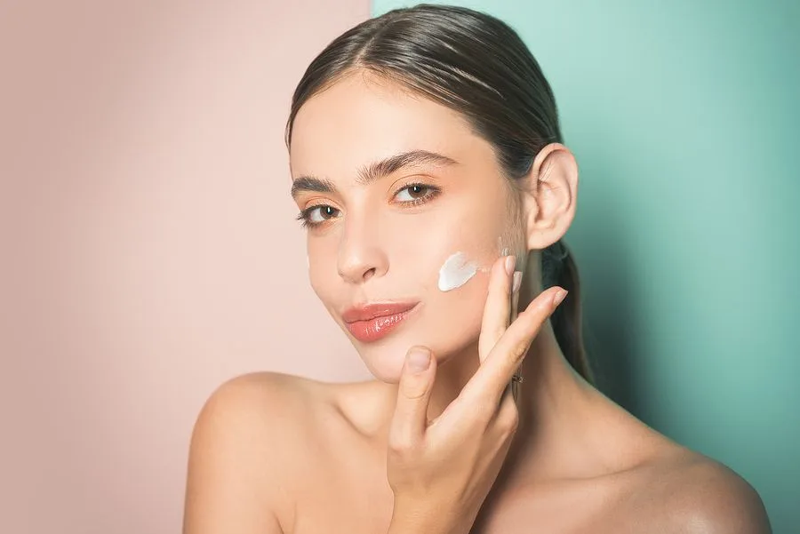 1643642938601 558485659 Derma